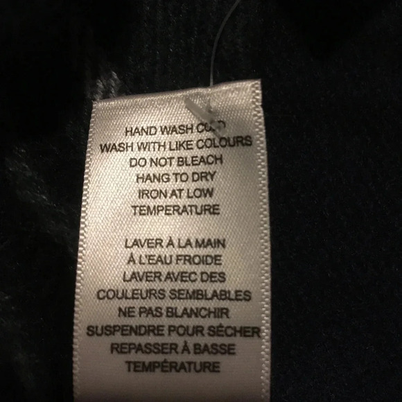 Super  soft scarf - Picture 3 of 3